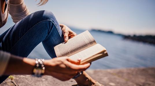 營銷軟文標題寫作的8個技巧,附超經典范例